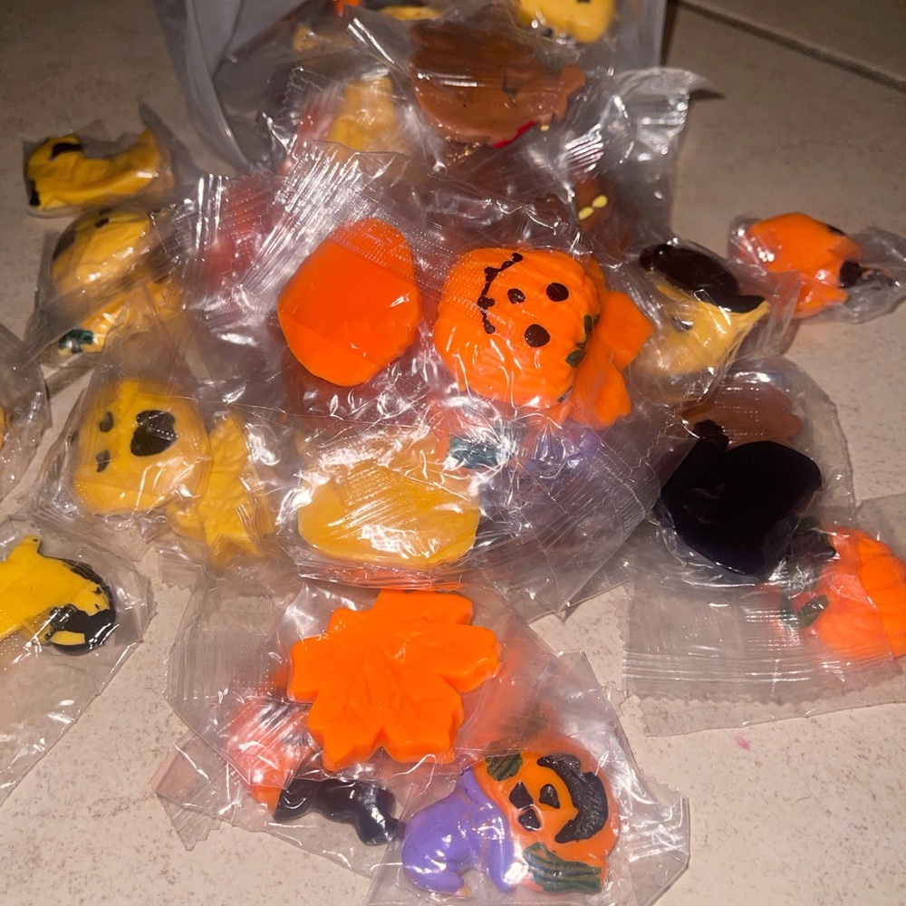 Halloween Themed Kids Toy Set - Assorted Colors